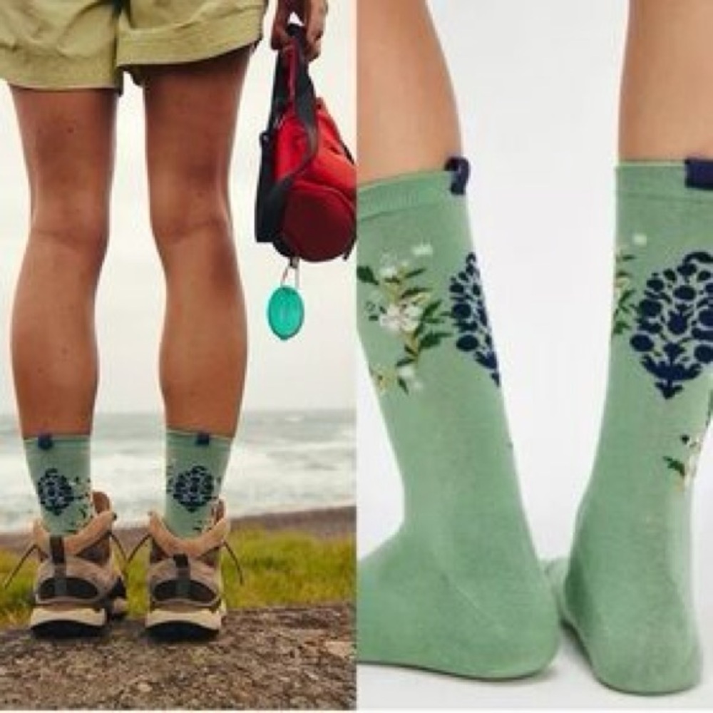 Free People Floral Forest New With Tags Green Patterned Socks